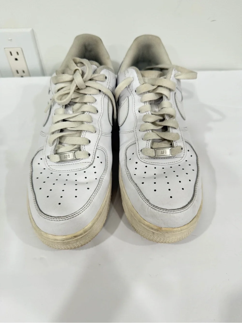 Nike Men’s White Leather Low-Top Sneakers with Off-White Accents